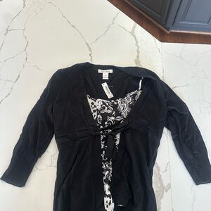 White House Black Market Black and White Top